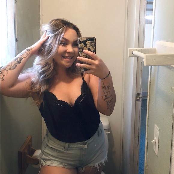 Meet your Posher, Megan - Picture 1 of 1